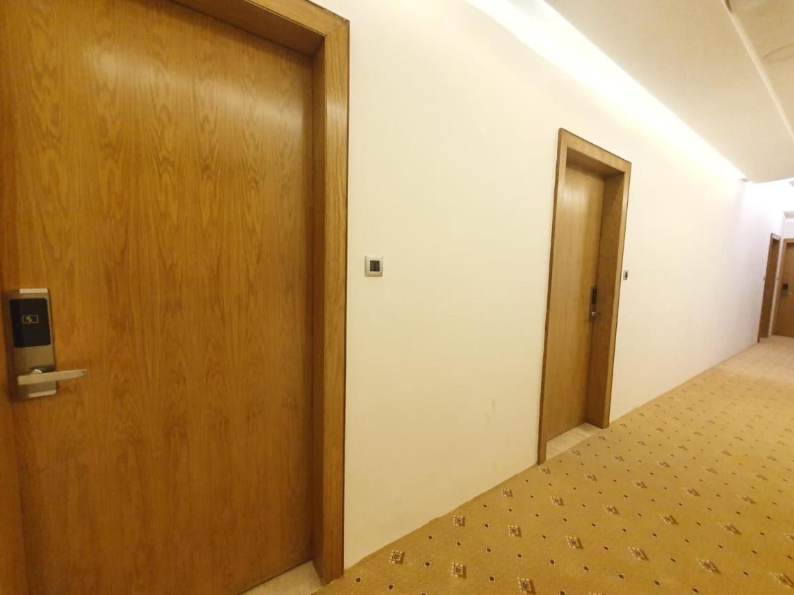 The Moziac Hotel Гвалиор Экстерьер фото
