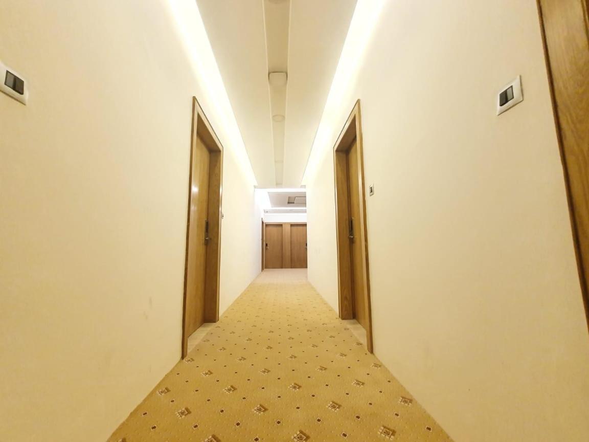The Moziac Hotel Гвалиор Экстерьер фото